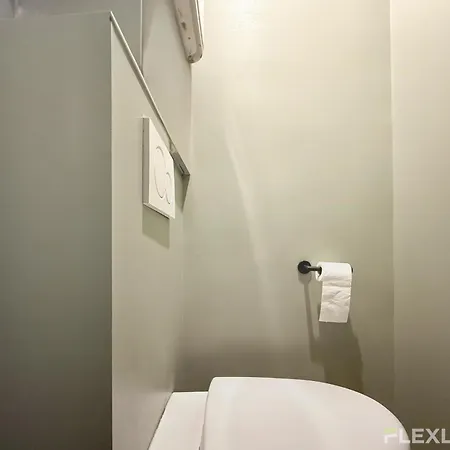 Flexliving - - Manuel Apartment